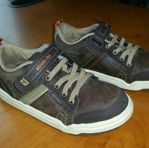 Stride Rite boys sneakers